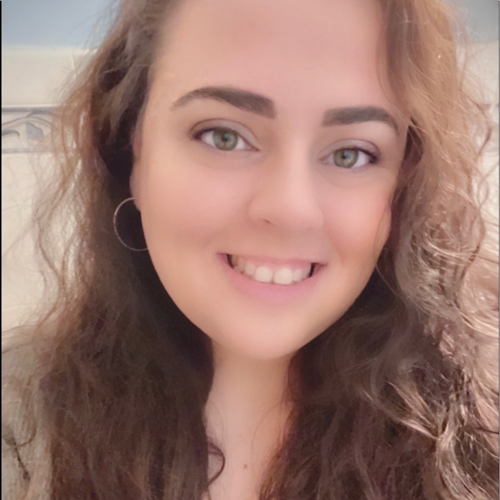 Meet your Posher, Christina
